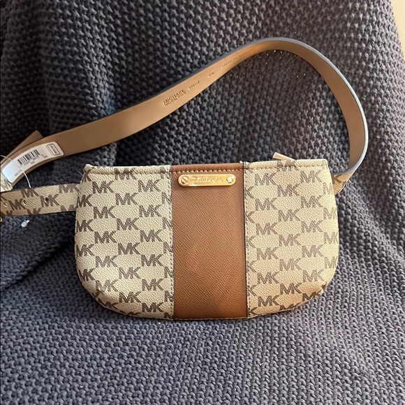 Michael Kors Handbags - Michael Kors Brown Leather Belt Waist Bag